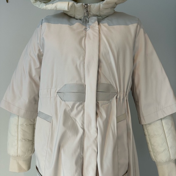 Monte Cervino winter white, long white puffer jacket size small - Picture 2 of 9